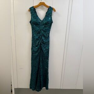 Like New Marina Gorgeous Sequin Formal Maxi Dress